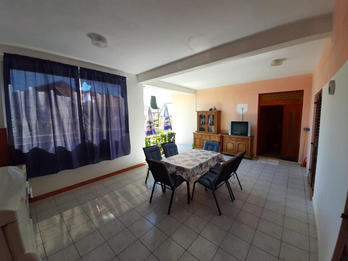 Vistica Apartment'S Podaca Ngoại thất bức ảnh